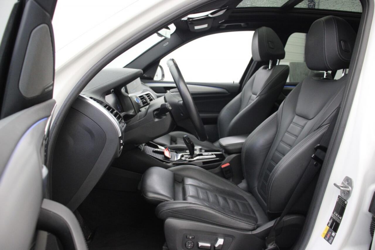 BMW iX High Executive 80 kWh - Carplay, Navi, Panorama, Leer, Camera, Stoelverw.