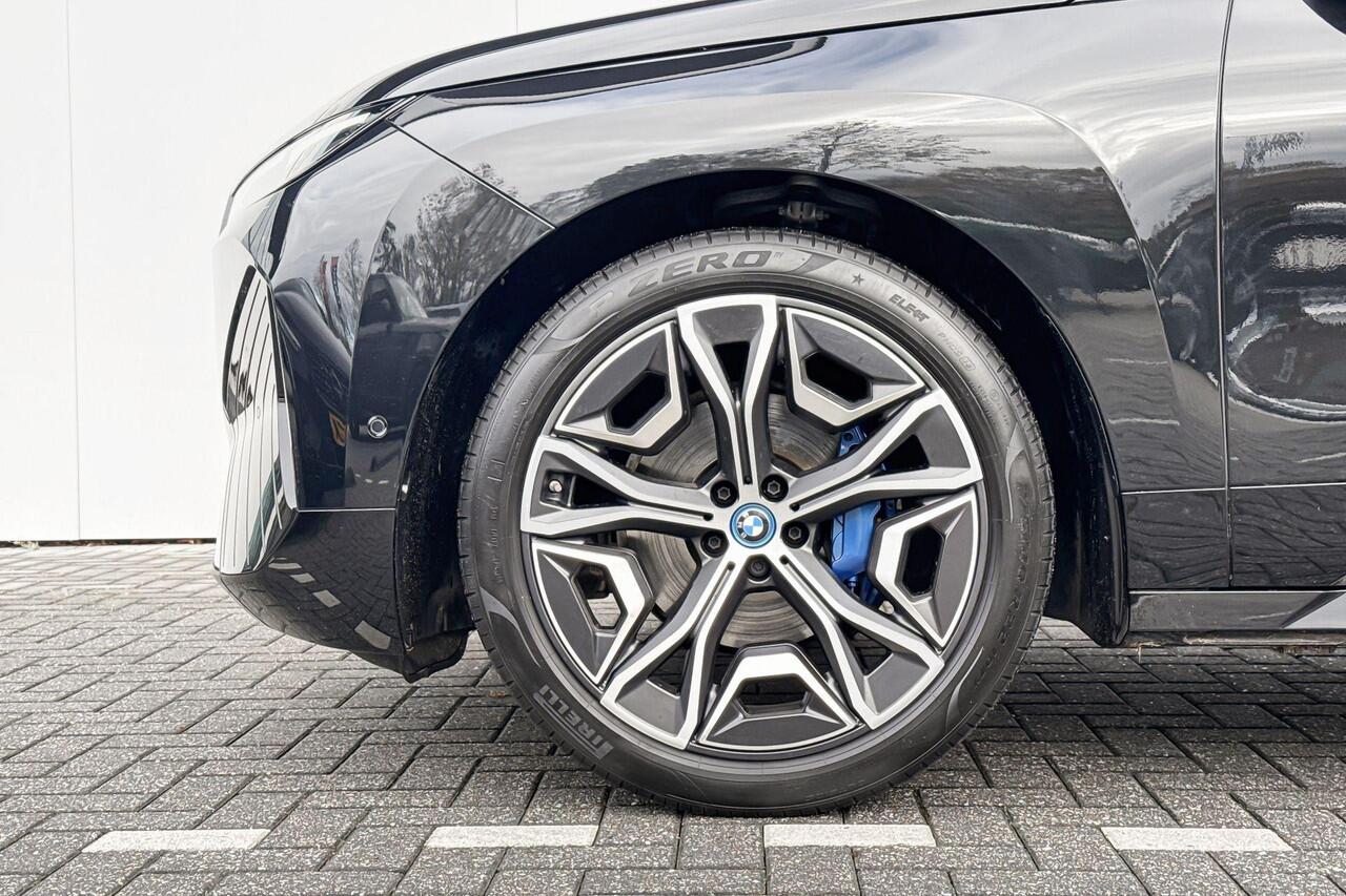 BMW iX xDrive40 77 kWh High Executive | CoPilot Pack |