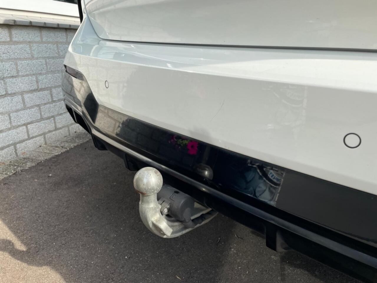 BMW iX HIGH EXECUTIVE 80kWh M-Sport SOH 100% Panoramadak Trekhaak HUD Memory Leder Mooi vol!