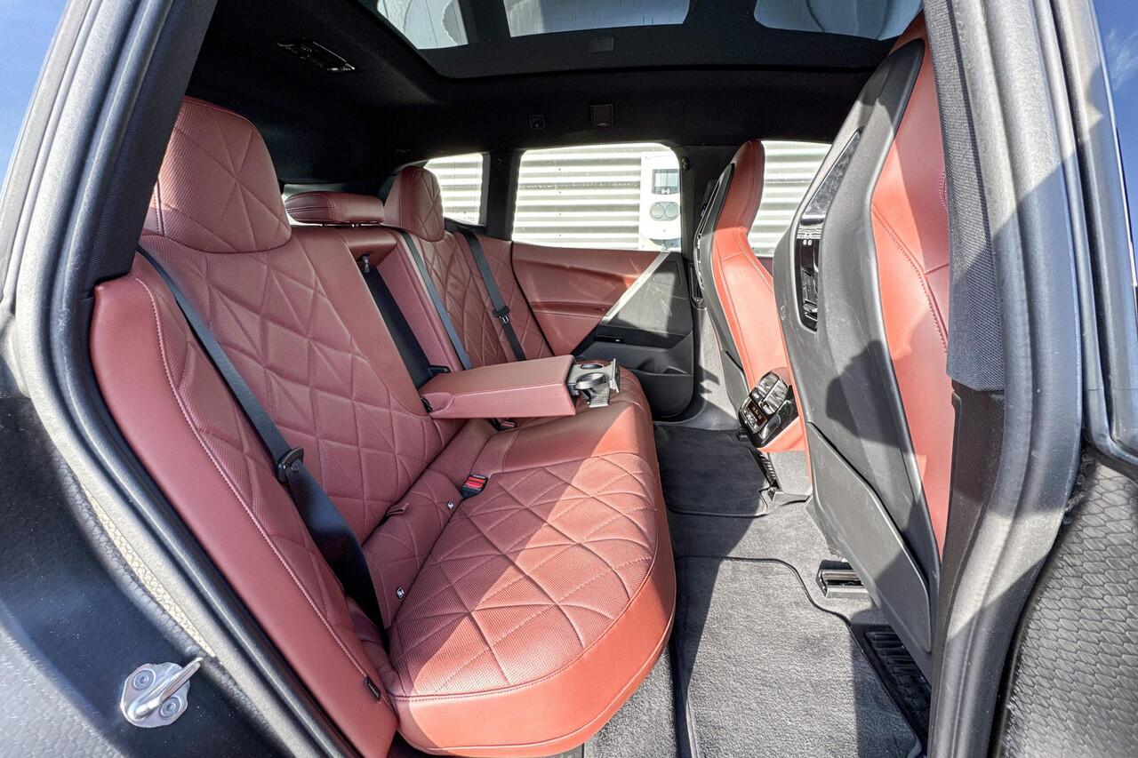 BMW iX xDrive40 High Executive 77 kWh