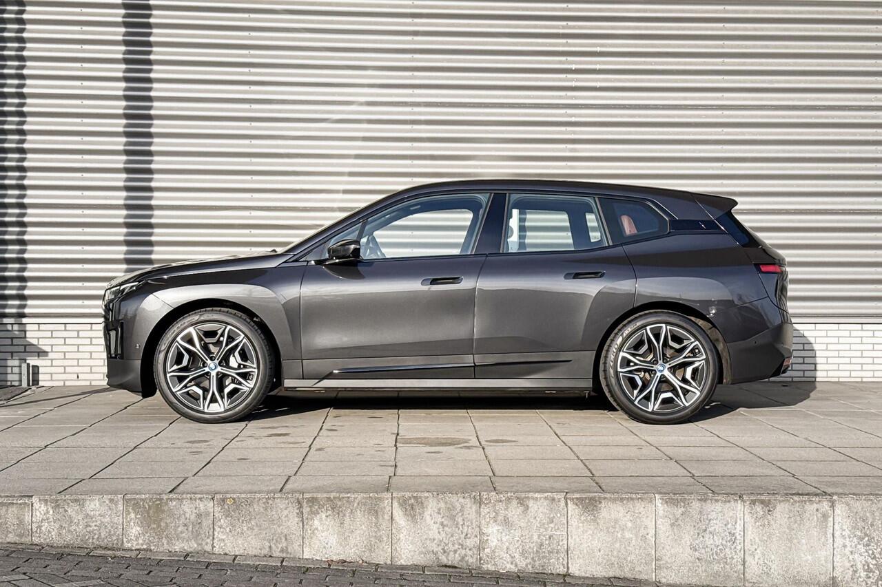 BMW iX xDrive40 High Executive 77 kWh