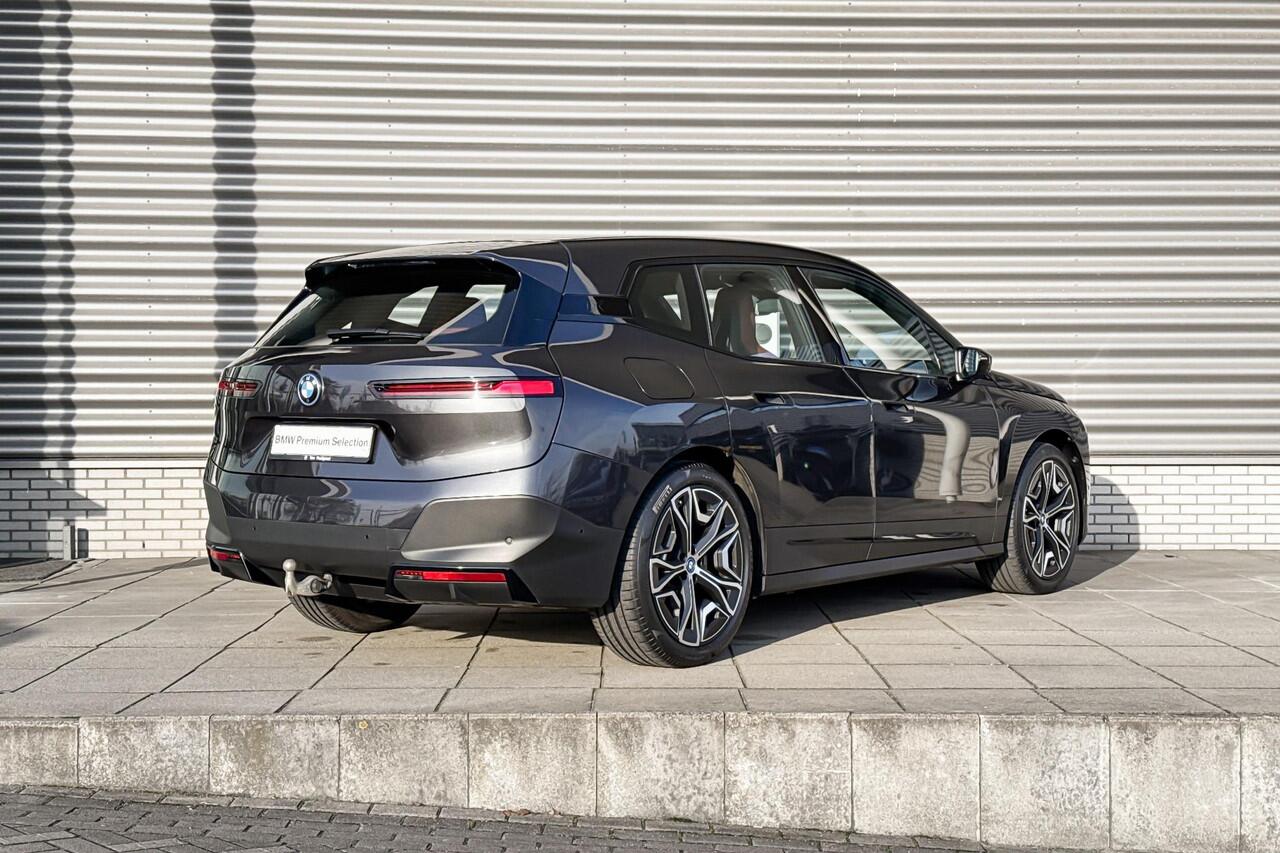 BMW iX xDrive40 High Executive 77 kWh