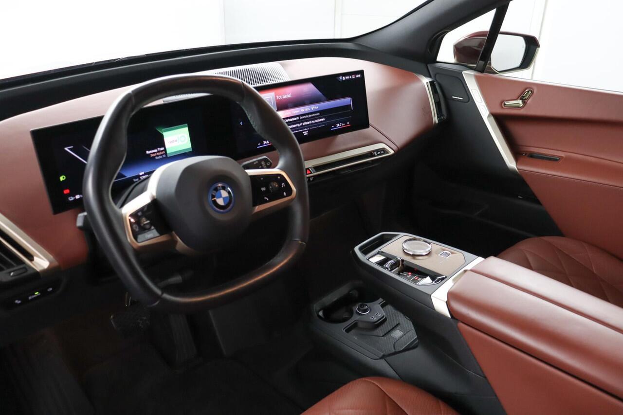 BMW iX XDrive40 Executive 77 kWh |NAP|SOH 97,4%|Leder|Memory