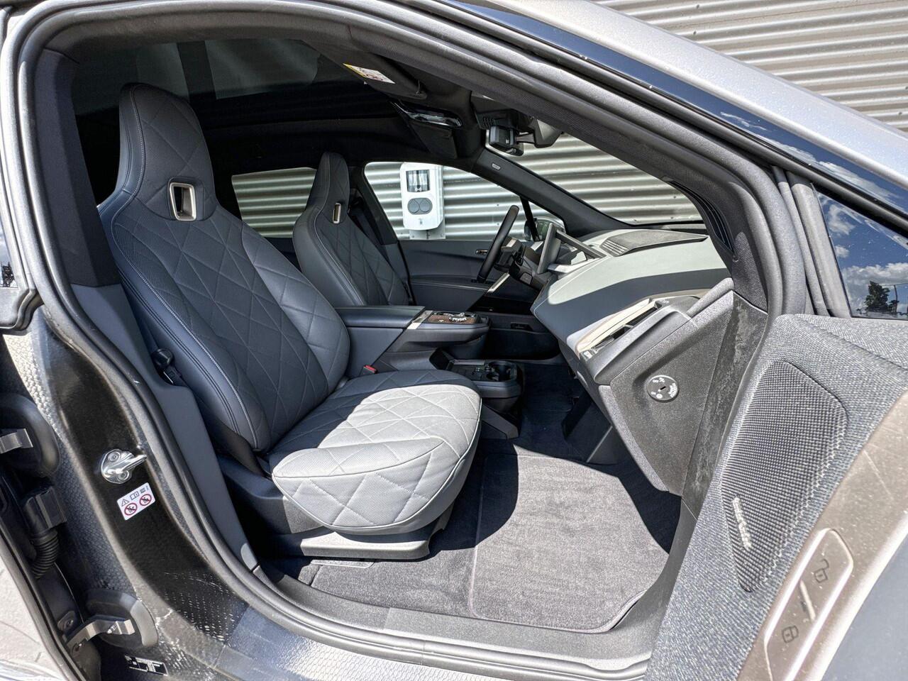 BMW iX xDrive40 Business Edition Plus 77 kWh / Selections