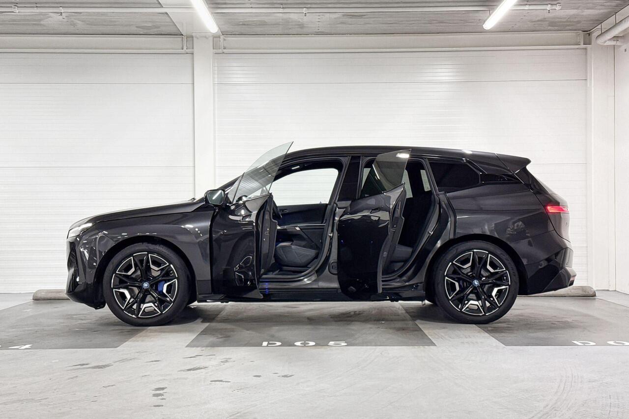 BMW iX xDrive50 High Executive 112 kWh