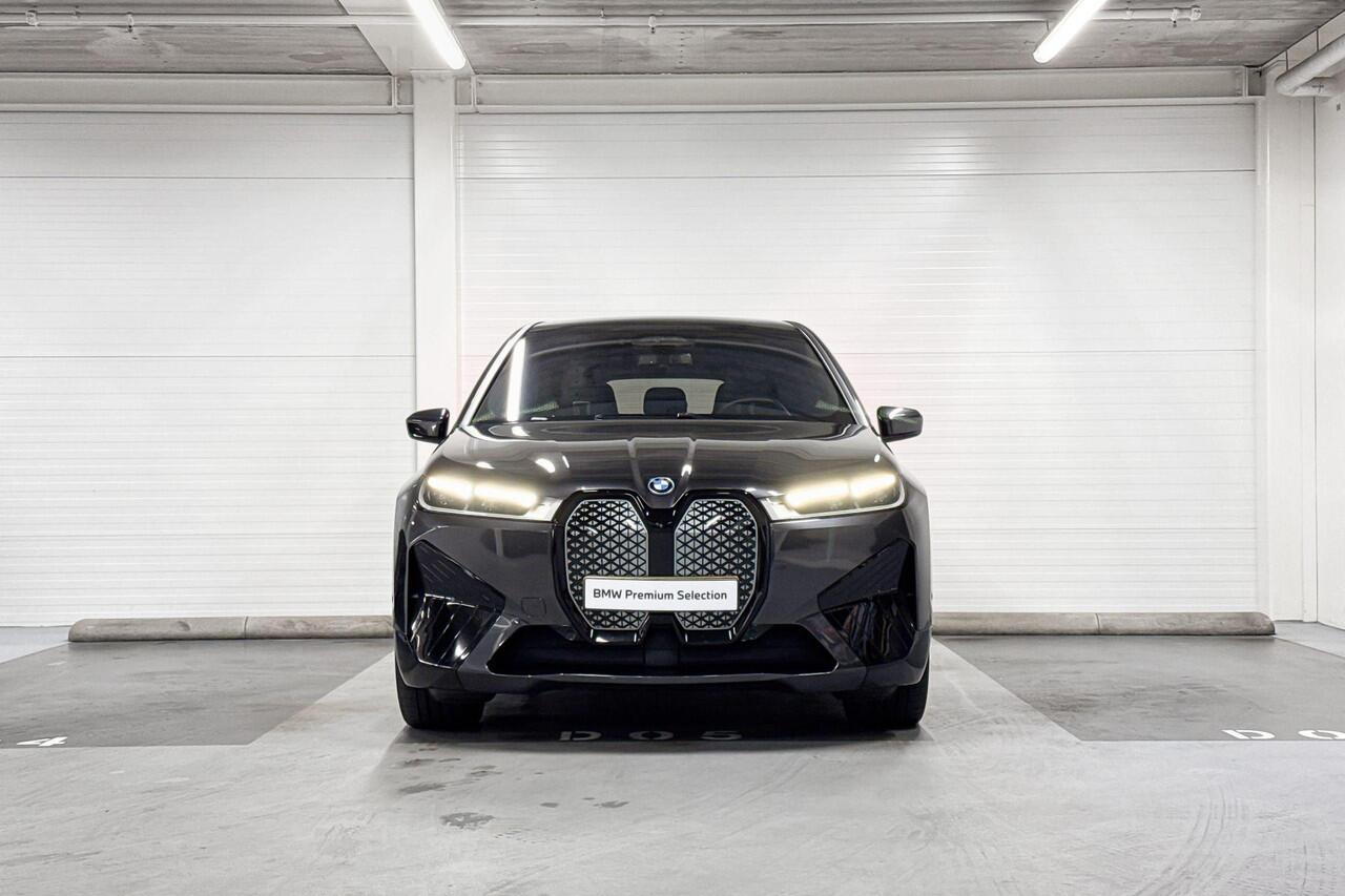 BMW iX xDrive50 High Executive 112 kWh