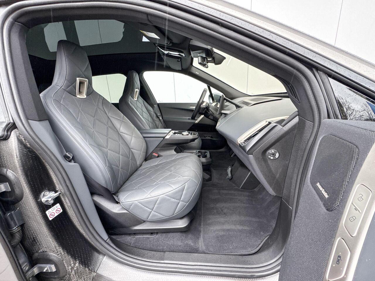 BMW iX xDrive40 High Executive 77 kWh