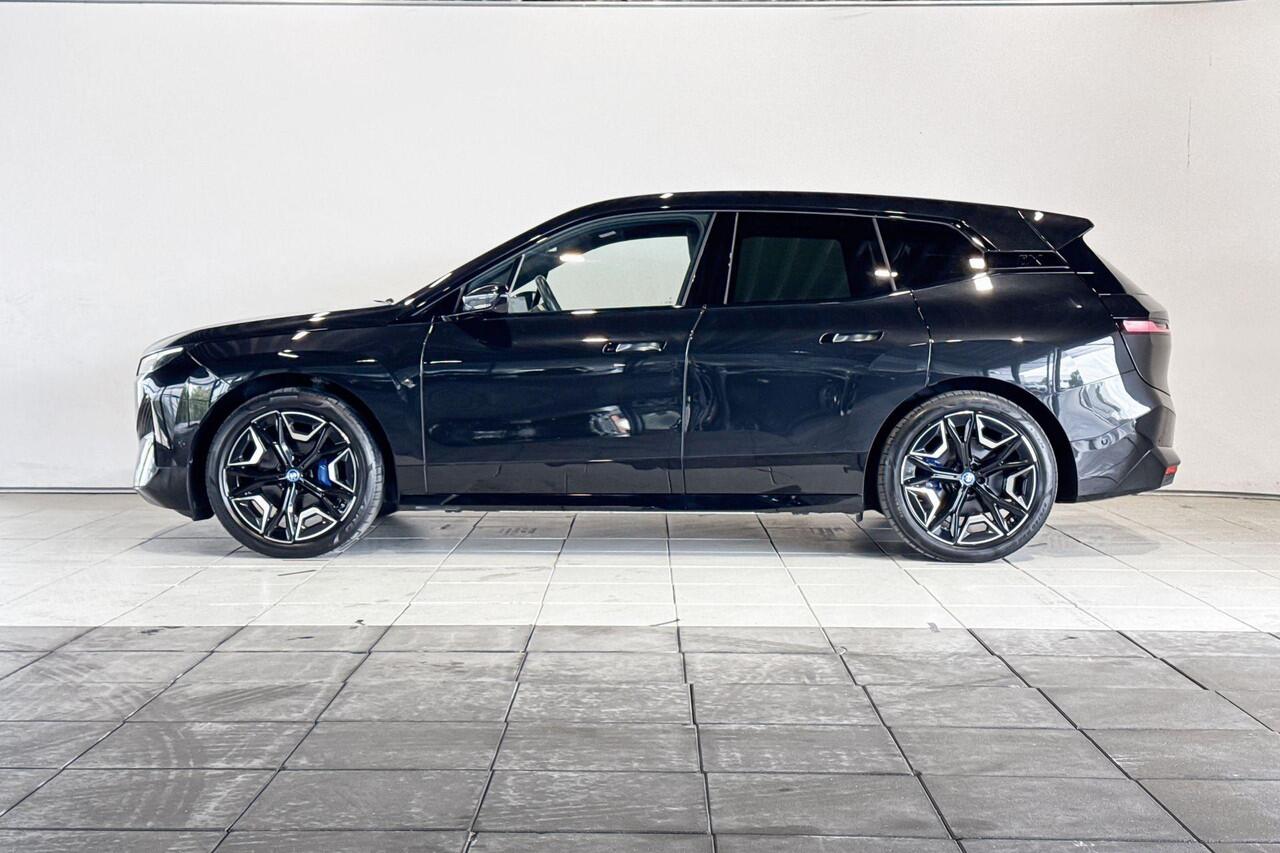 BMW iX xDrive50 Business Edition Plus Sportpakket | Selections