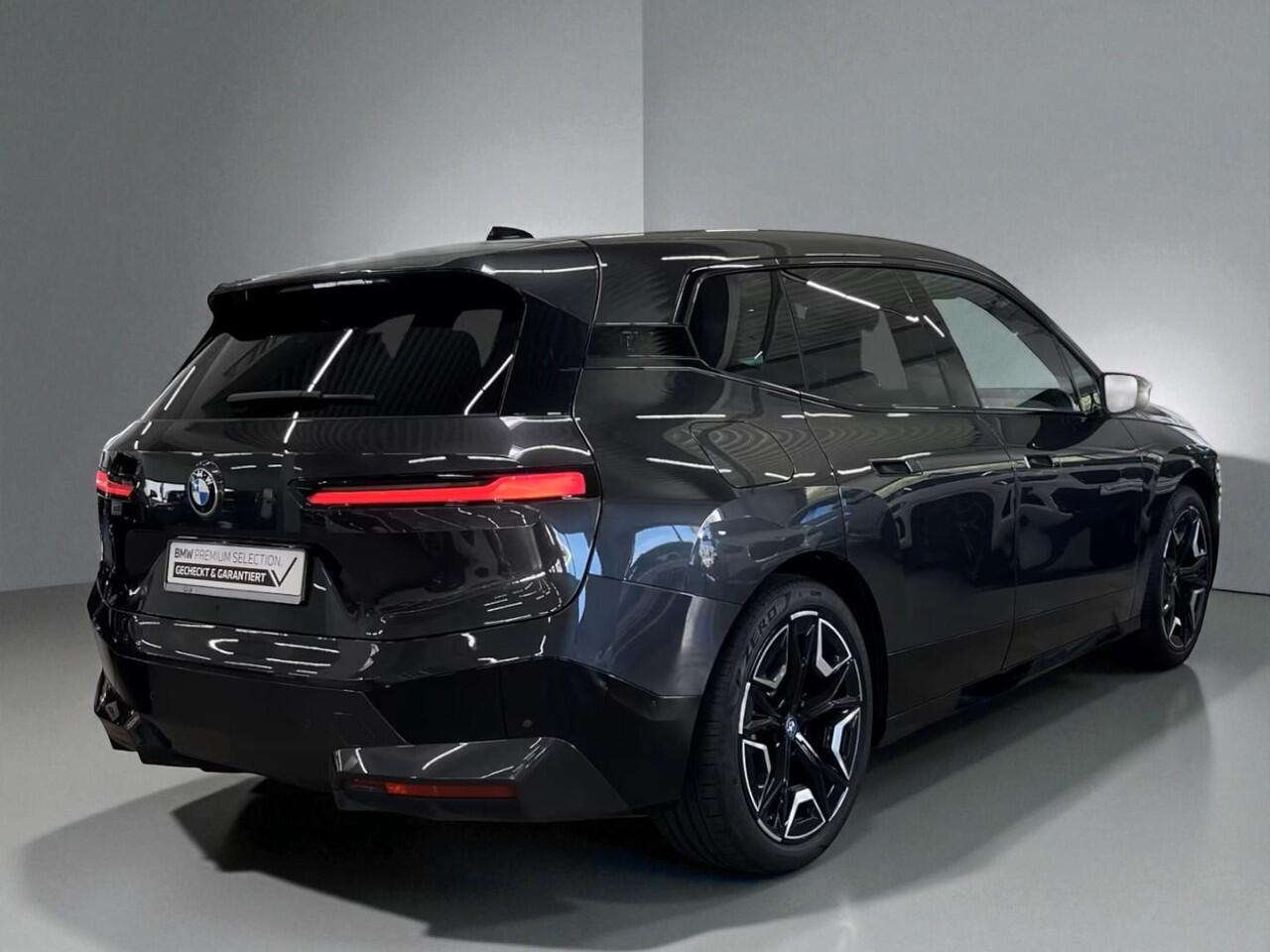 BMW iX xDrive40 Sport Edition 77 kWh