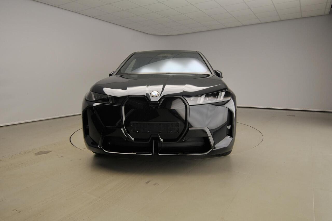 BMW iX xDrive45 | M Sportpakket Pro | Comfort Pack | Innovation Pack