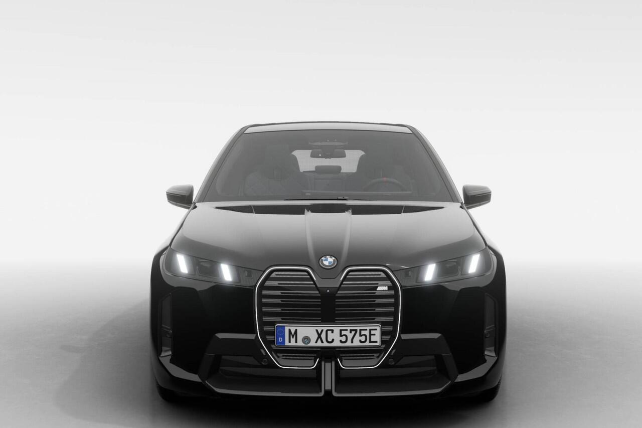 BMW iX xDrive M70 | Comfort Pack | Innovation Pack | Glazen Panoramadak Sky Lounge