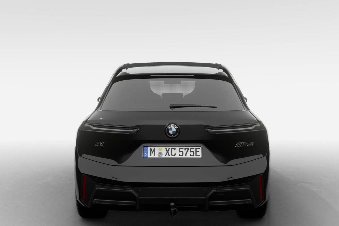 BMW iX xDrive M70 | Comfort Pack | Innovation Pack | Glazen Panoramadak Sky Lounge