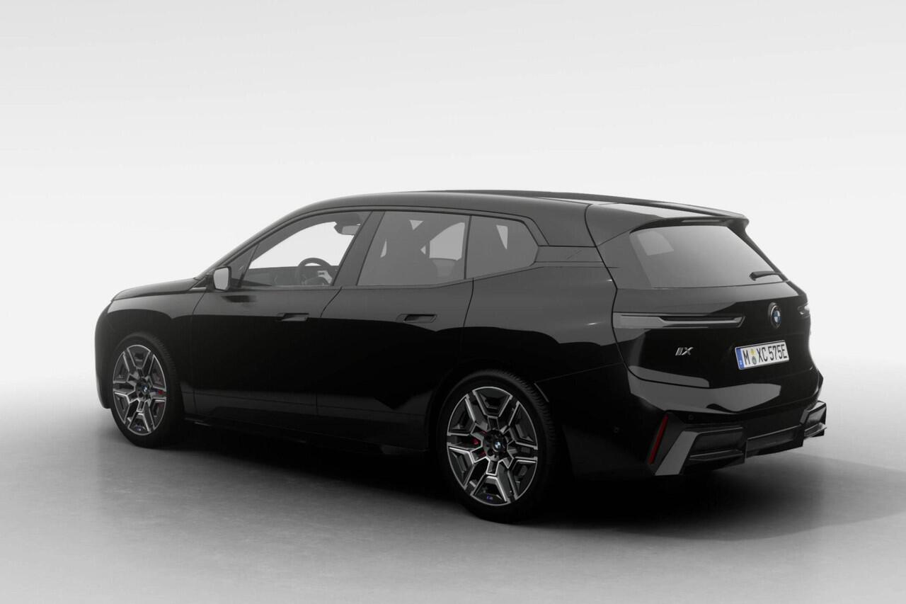BMW iX xDrive60 | M Sport Pro | Comfort Pack | Innovation Pack