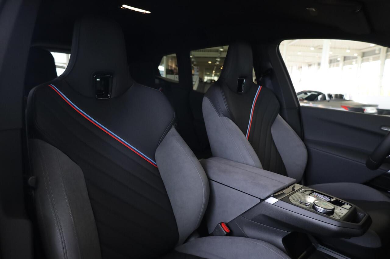 BMW iX xDrive45 | M Sportpakket Pro | Comfort Pack | Innovation Pack