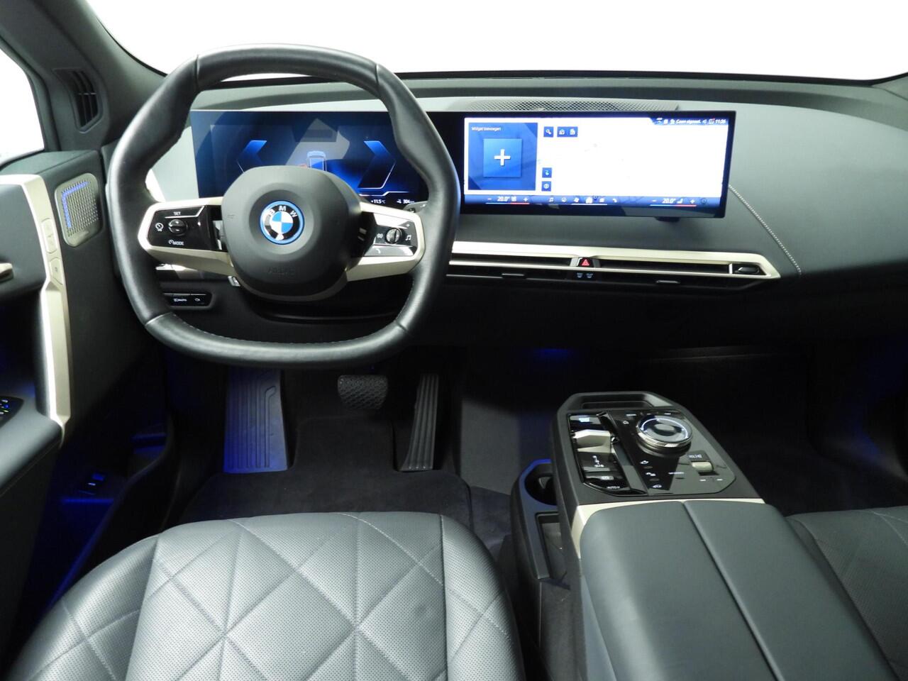BMW iX xDrive50 | Laserlicht | Navigatie | Panoramadak | Active cruise | DAB | Bowers & Wilkins sound | Alu 21 inch