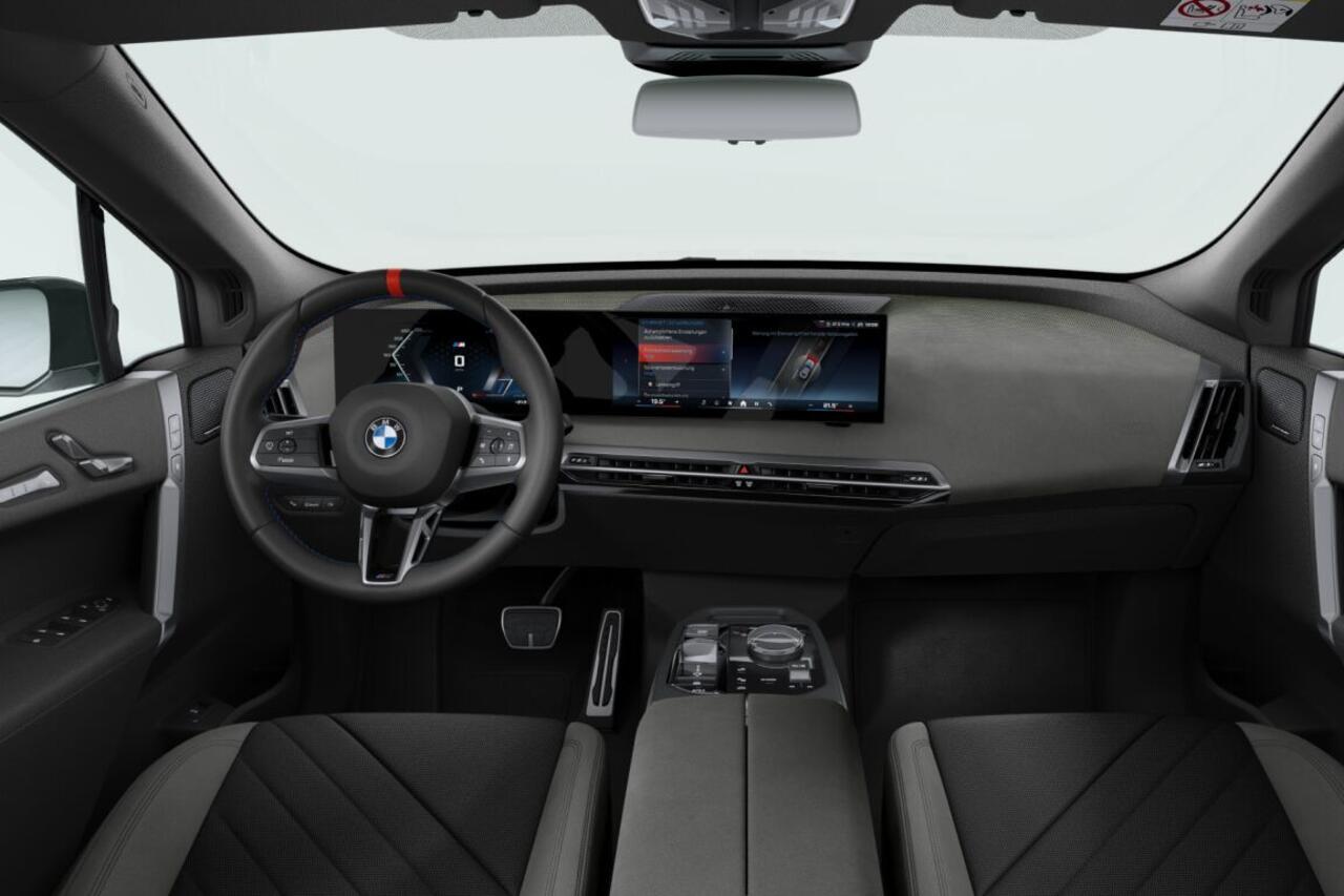BMW iX xDrive M70 | Comfort Pack | Innovation Pack | Trekhaak | Showroomvoordeel