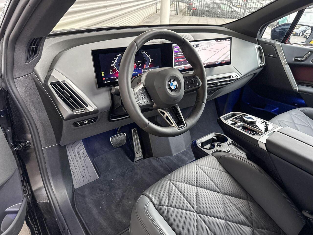 BMW iX xDrive45 101 kWh