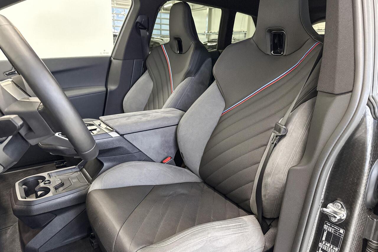 BMW iX xDrive45