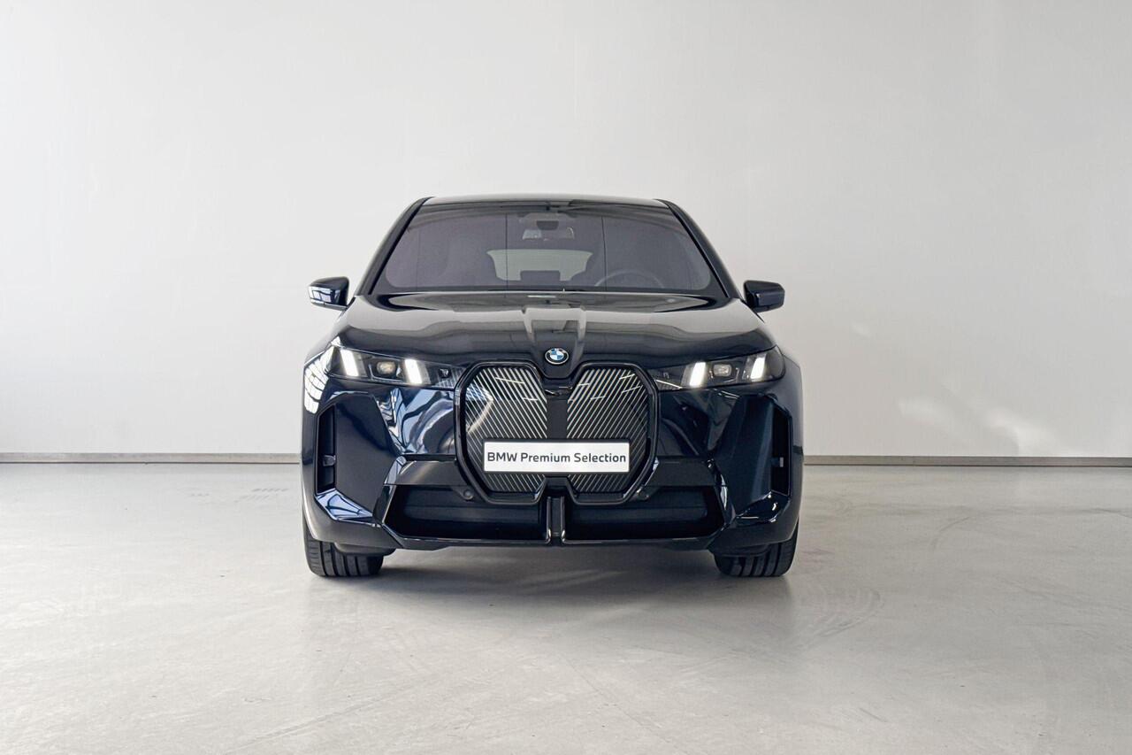BMW iX xDrive45 Innovation Pack M Sportpakket - Beschikbaar vanaf: April 2026