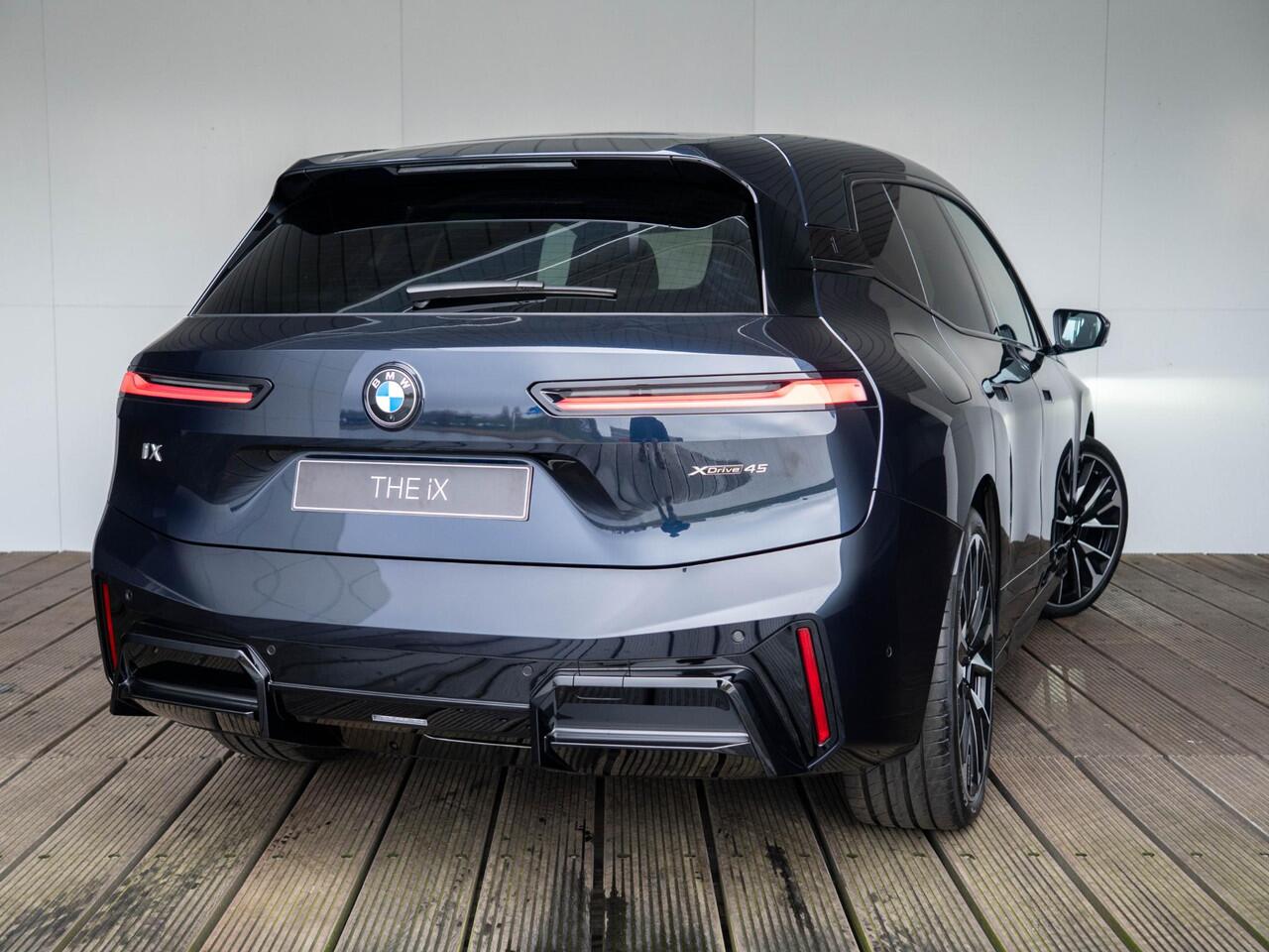 BMW iX xDrive45 | M Sportpakket Pro | Comfort Pack | Innovation Pack