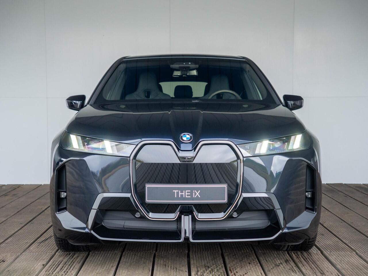 BMW iX xDrive45 | M Sportpakket Pro | Comfort Pack | Innovation Pack