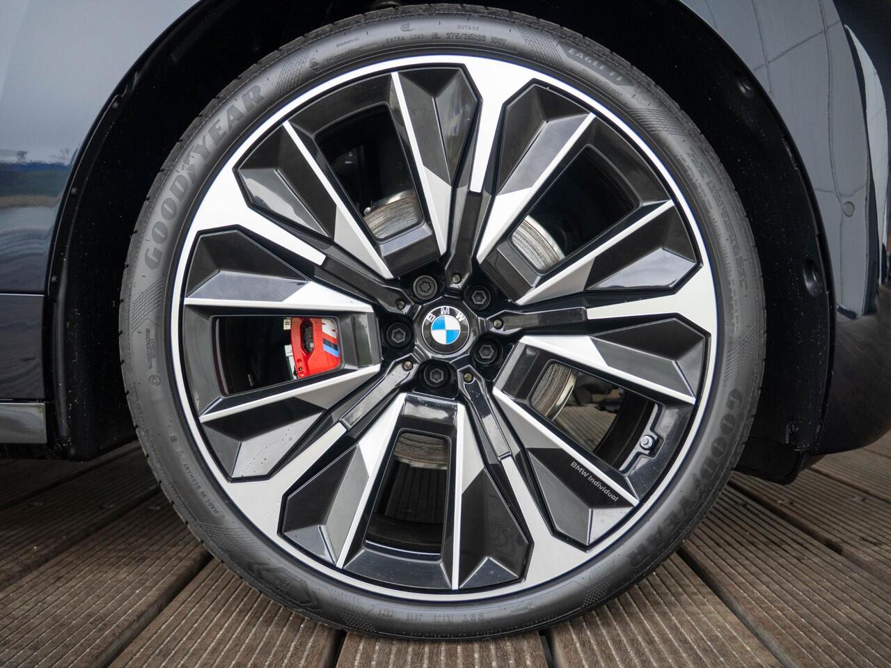 BMW iX xDrive45 | M Sportpakket Pro | Comfort Pack | Innovation Pack