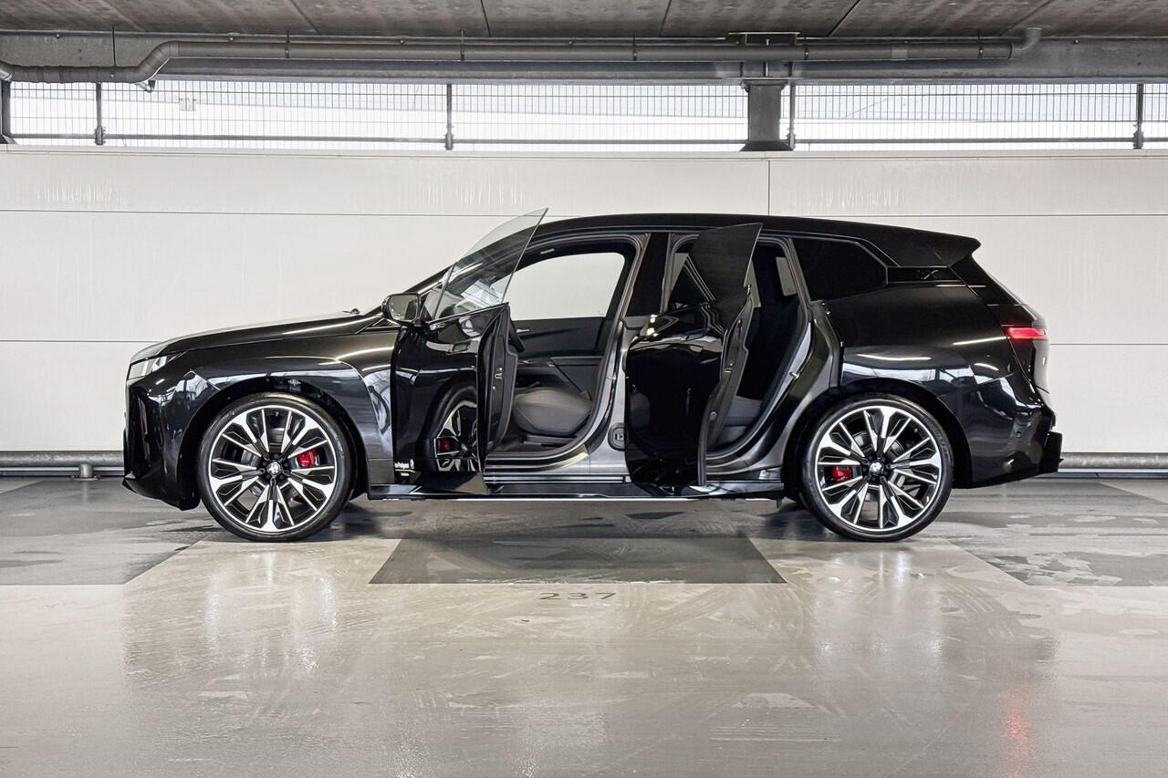 BMW iX xDrive45 101 kWh | M Sportpakket Pro | Comfort Pack | Innovation Pack