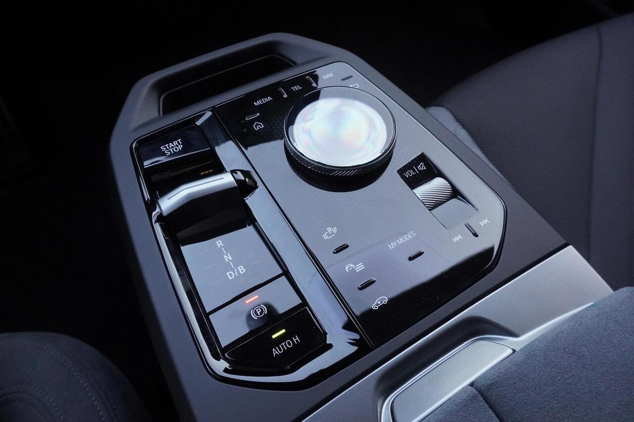 BMW iX xDrive60 | M Sportpakket Pro | Comfort Pack | Innovation Pack