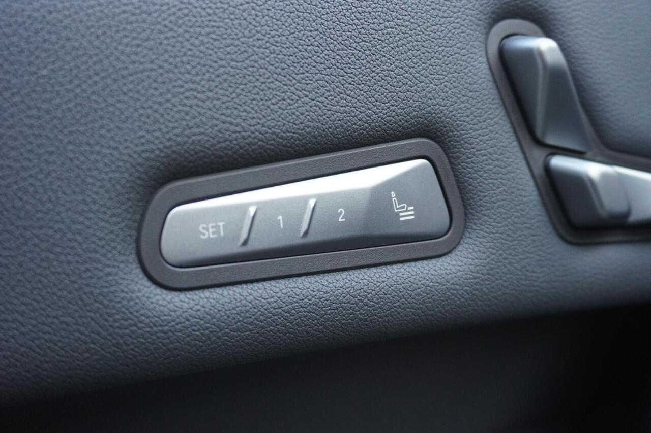 BMW iX xDrive60 | M Sportpakket Pro | Comfort Pack | Innovation Pack