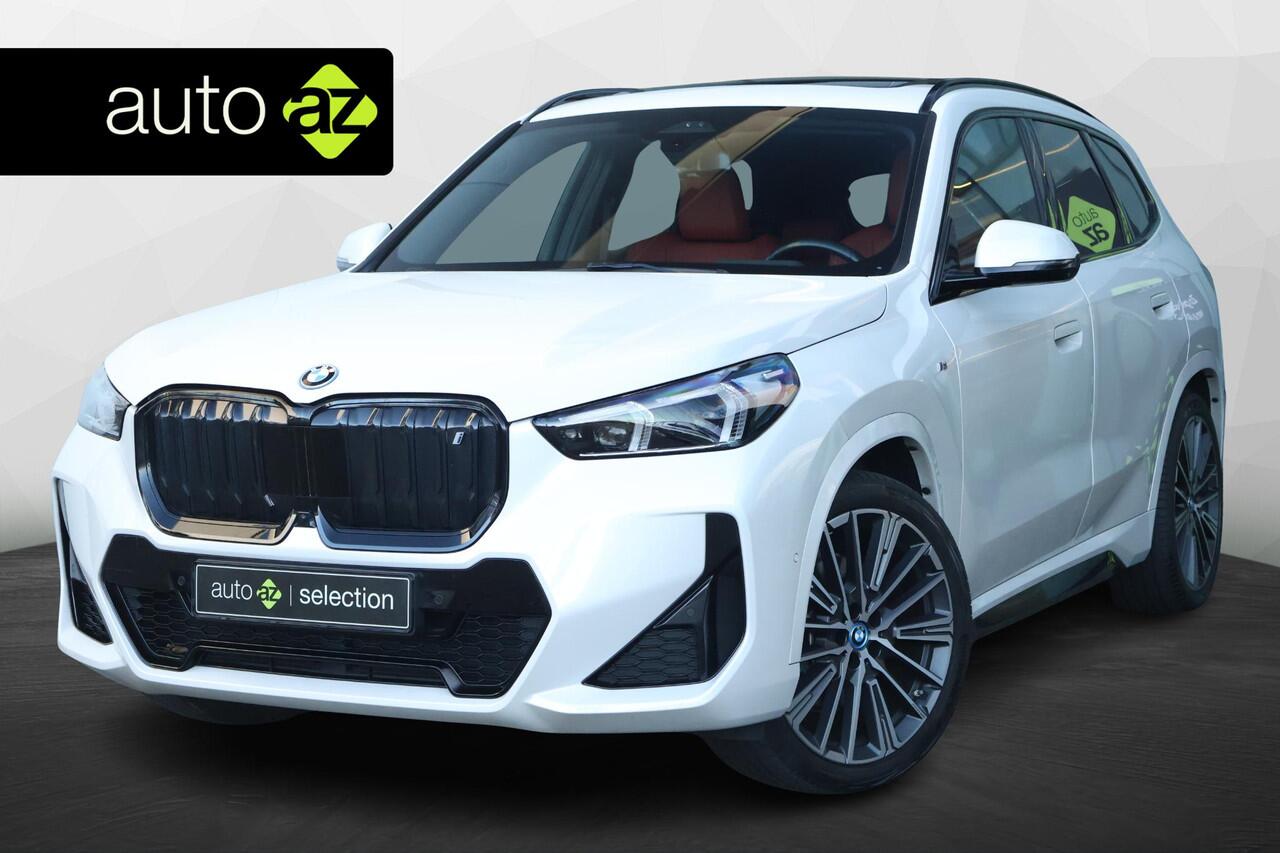 BMW iX1 xDrive30 Launch Edition 67 kWh / SoH 98,6% / M-Sport / Harman Kardon / Memory
