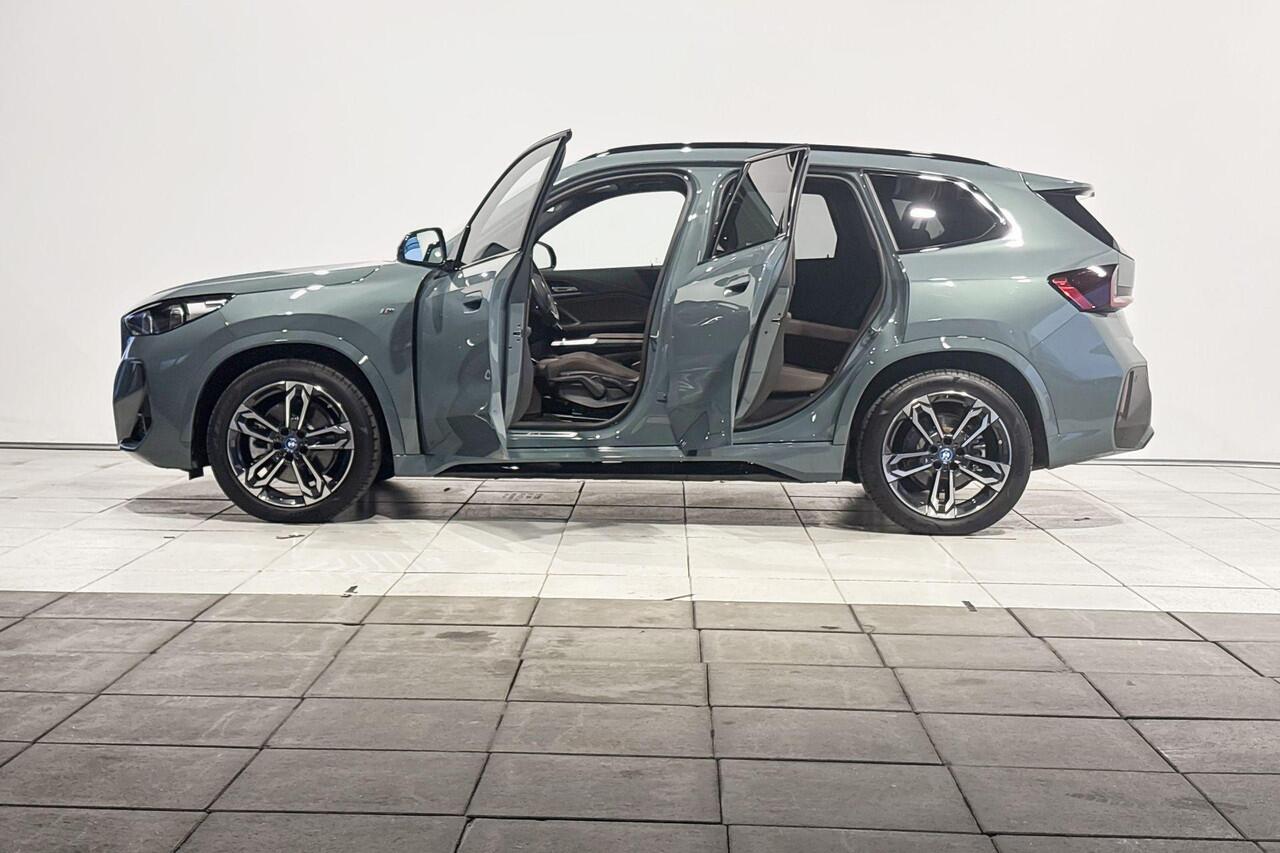 BMW iX1 xDrive30 Innovation Pack M Sportpakket Aut.