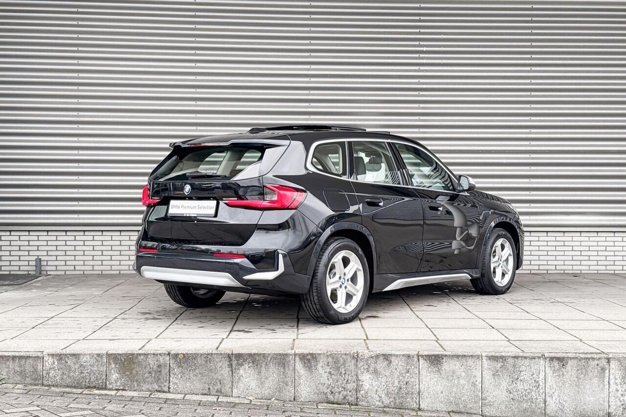 BMW iX1 xDrive30 Launch Edition 67 kWh