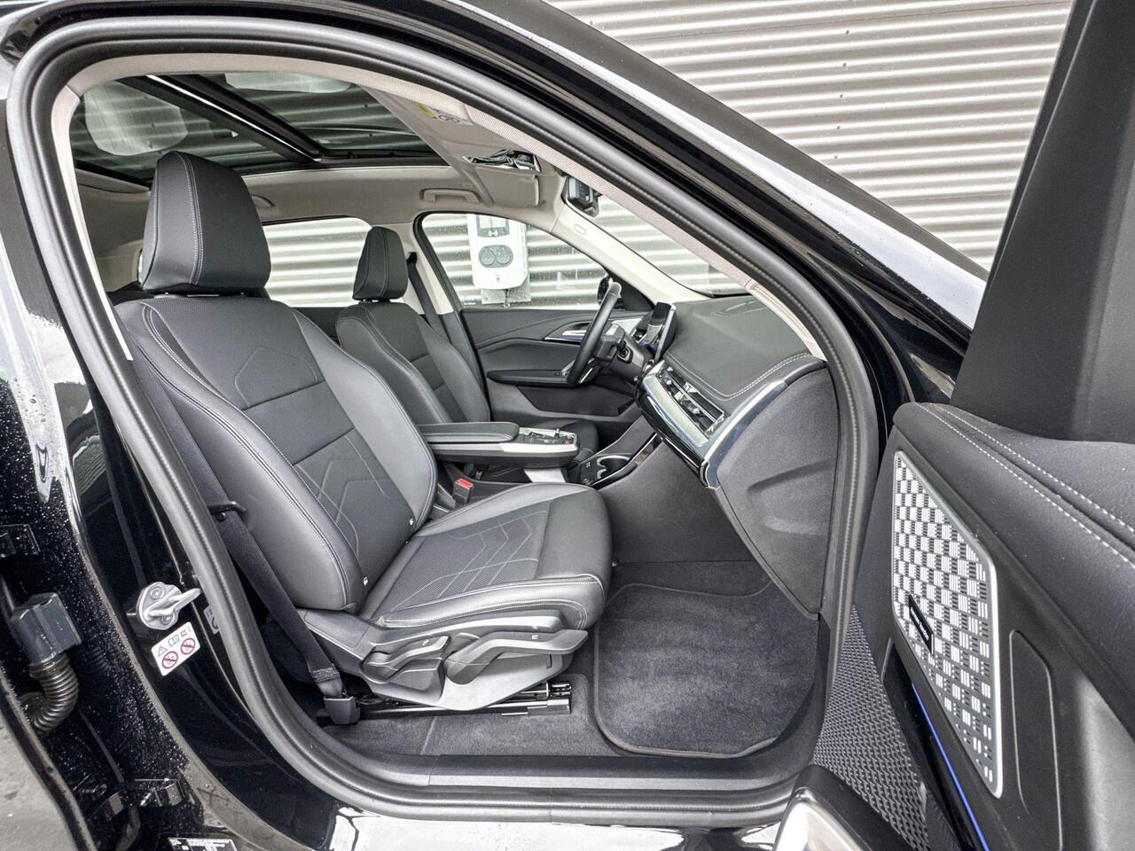 BMW iX1 xDrive30 Launch Edition 67 kWh