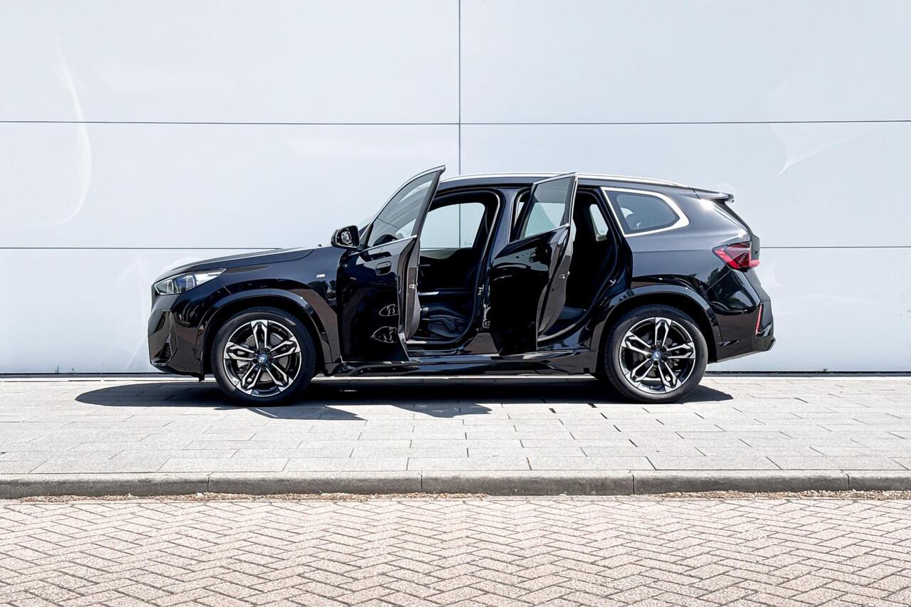 BMW iX1 xDrive30 M-Sport Premium Pack M-Sport | Premium Pack |