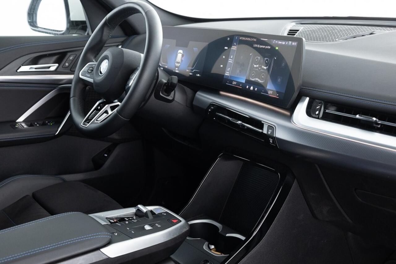 BMW iX1 eDrive20 67 kWh M-Sport *SOH 99%* Full LED | NAVI | CAMERA | Half LEDER