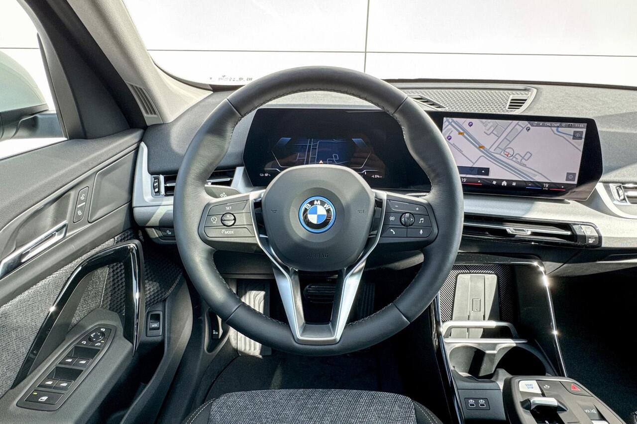 BMW iX1 eDrive20 Premium Travel Pack Premium Pack | Travel Pack | Panoramadak