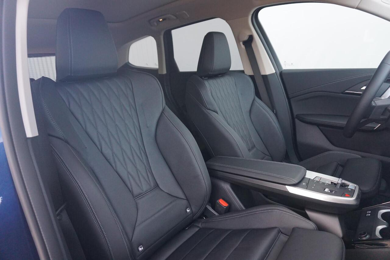 BMW iX1 eDrive20 | xLine | Innovation Pack | Travel Pack