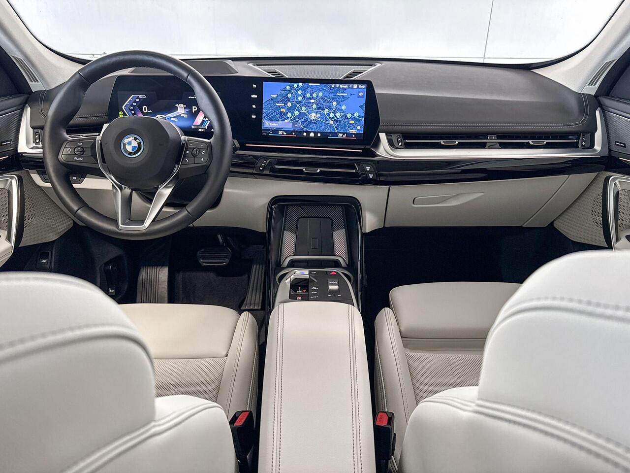 BMW iX1 eDrive20 | xLine | Innovation Pack | Comfort Pack