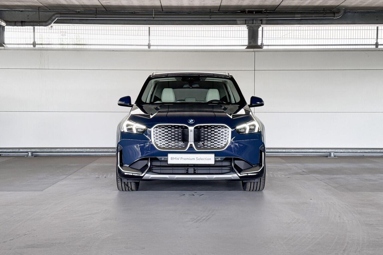 BMW iX1 eDrive20 | xLine | Innovation Pack | Comfort Pack