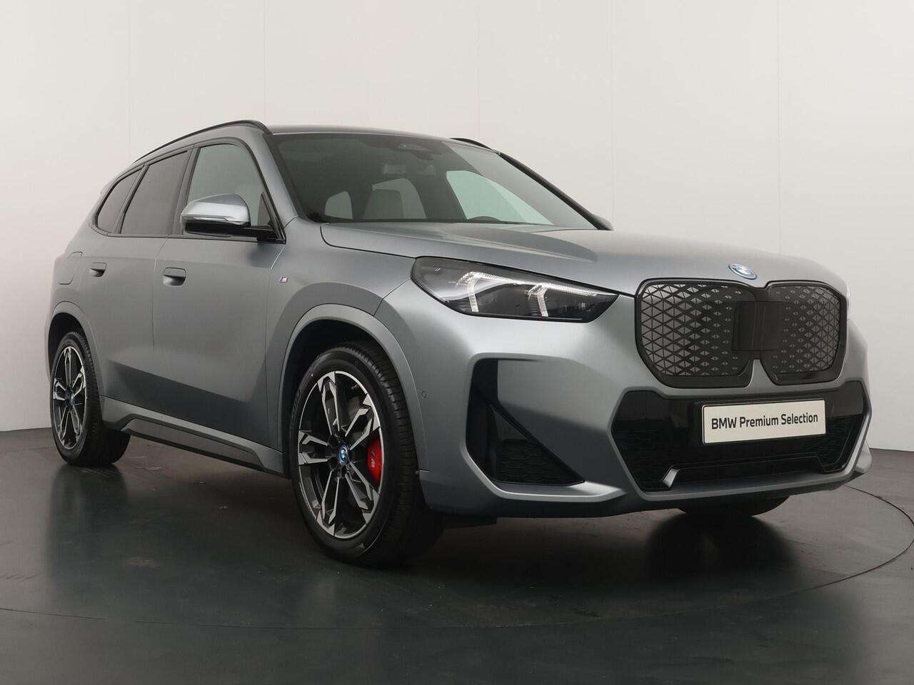 BMW iX1 eDrive20 | M Sportpakket Pro | Premium Pack | Travel Pack | Ekris Selection