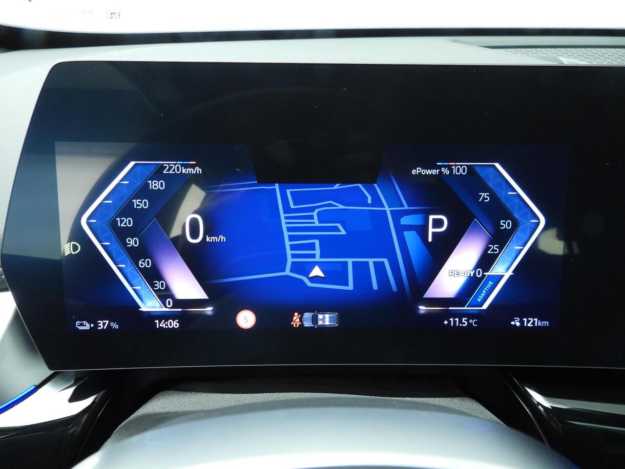 BMW iX1 xDrive30 | M-Sportpakket | LED | Leder | Navigatie | Schuifdak | Stoelverwarming | DAB | Alu 19 inch