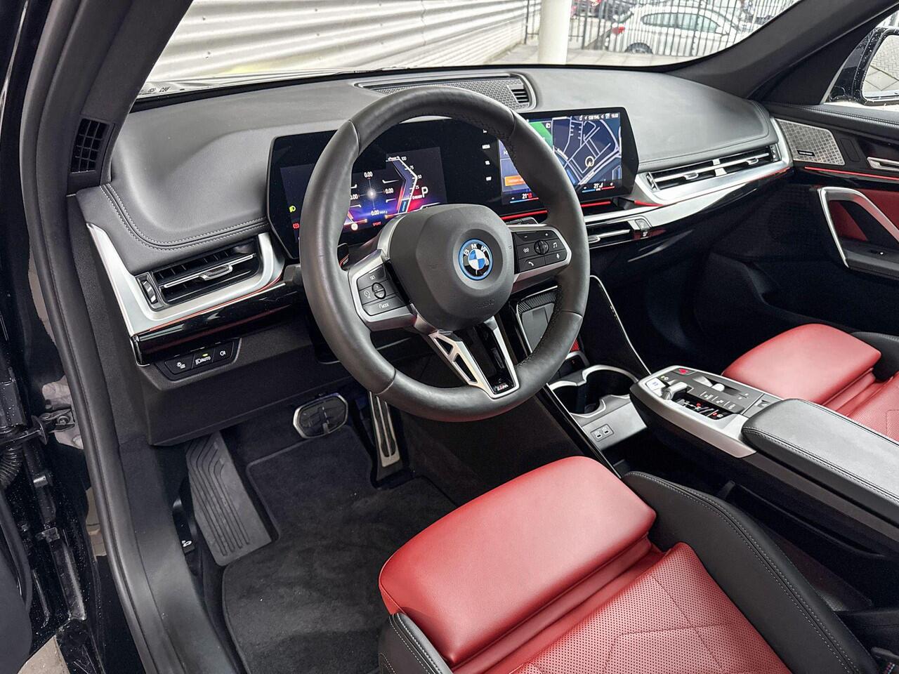 BMW iX1 xDrive30 67 kWh
