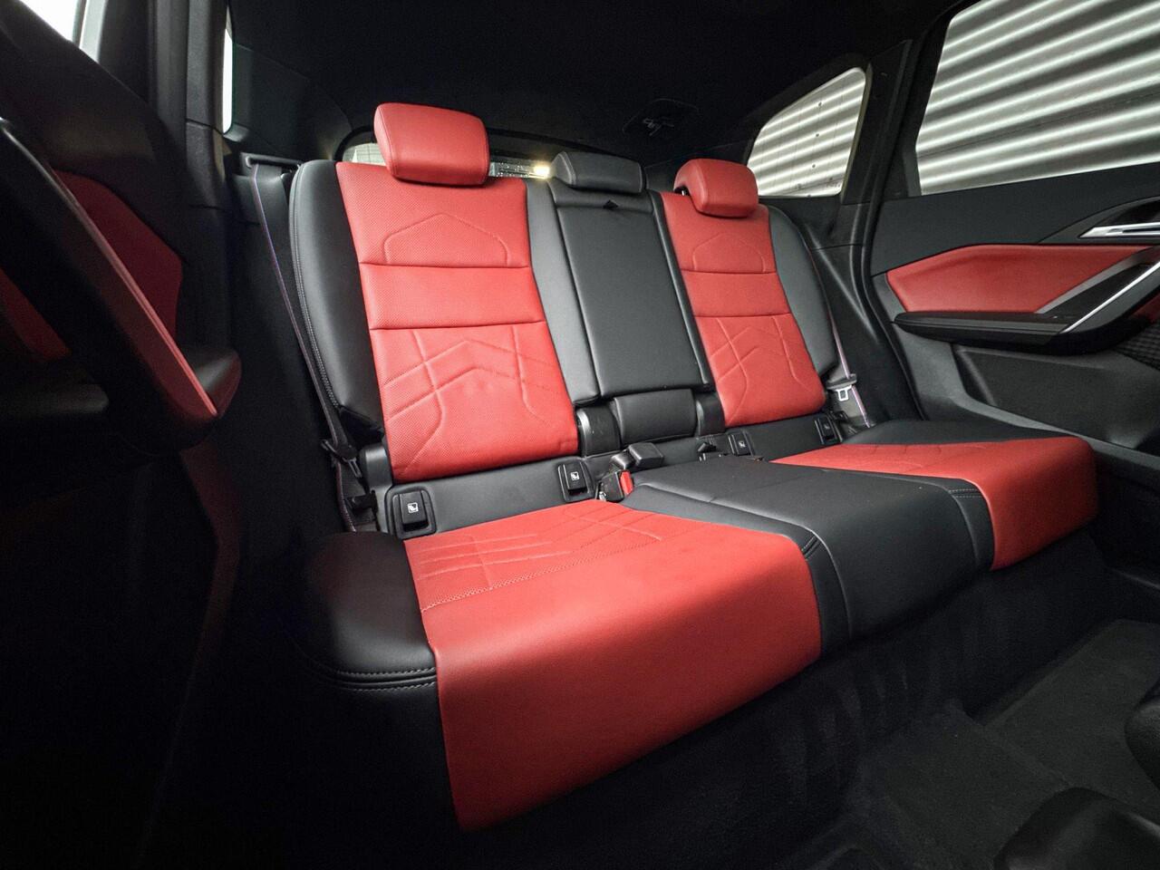 BMW iX1 xDrive30 67 kWh