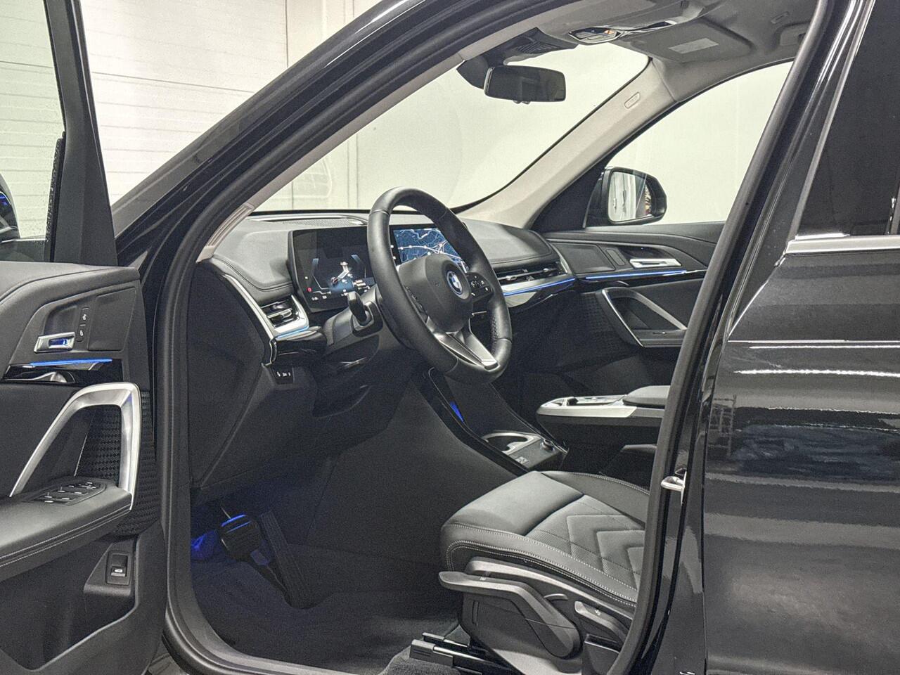 BMW iX1 eDrive20 | Pure Edition | xLine | Premium Pack | Adaptive Led | Comfort Access