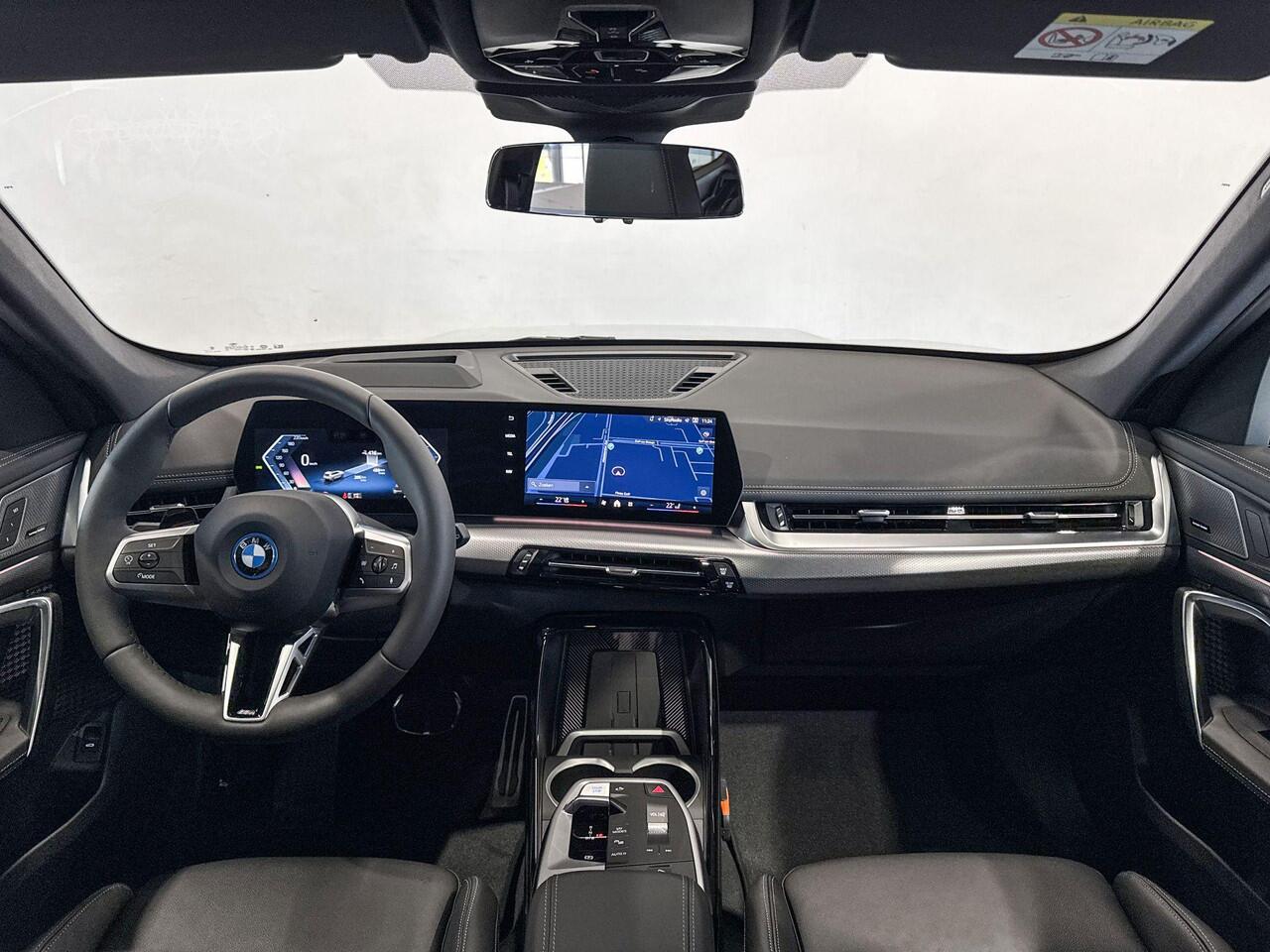 BMW iX1 eDrive20 Innovation Pack M Sport Edition