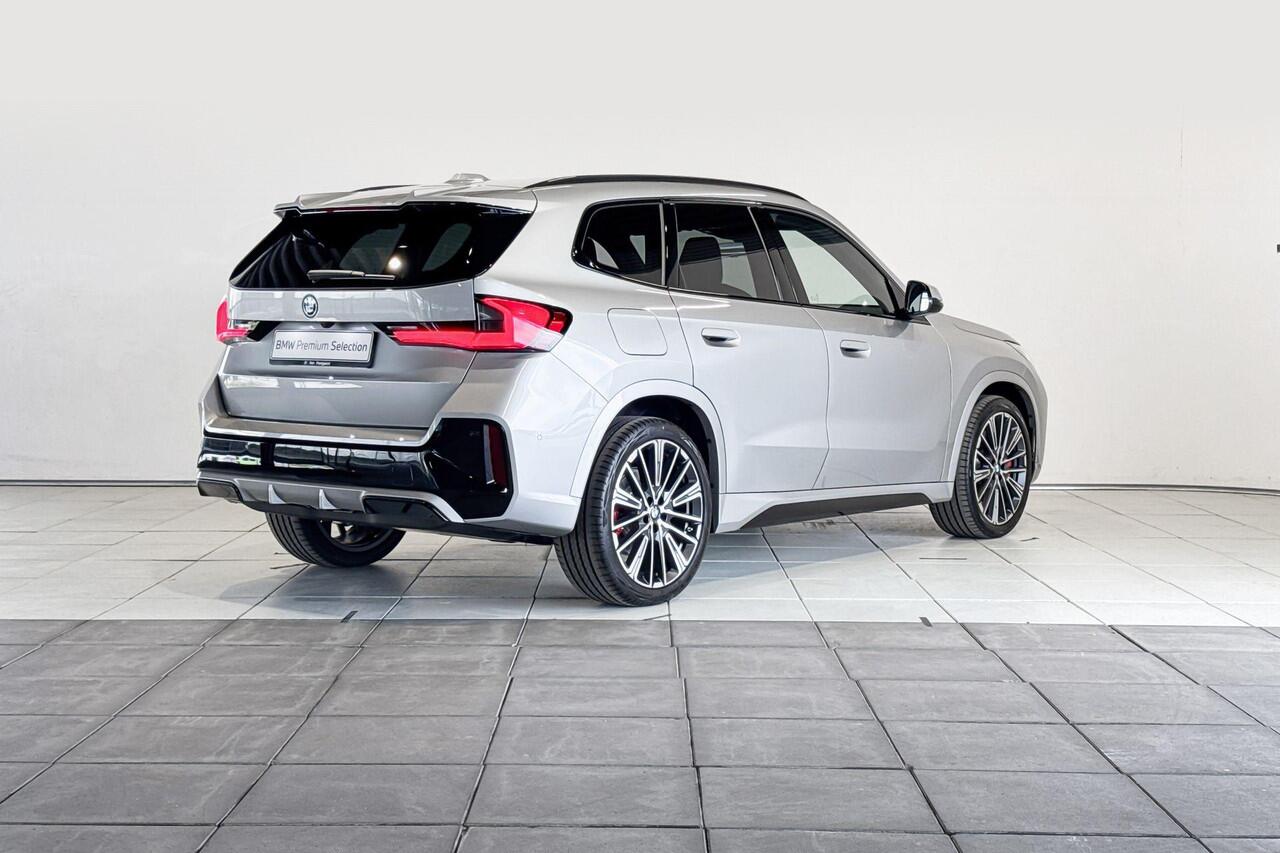 BMW iX1 eDrive20 Innovation Pack M Sport Edition