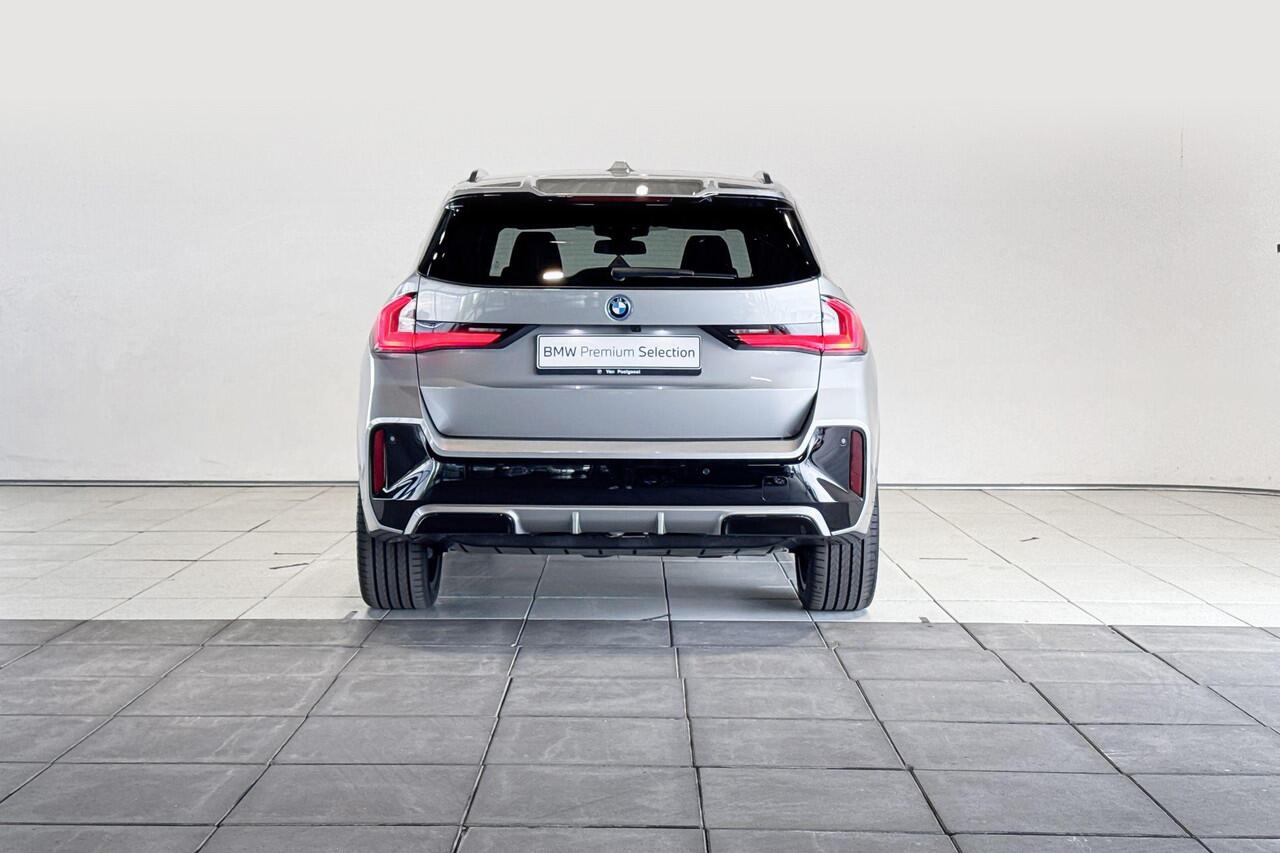 BMW iX1 eDrive20 Innovation Pack M Sport Edition