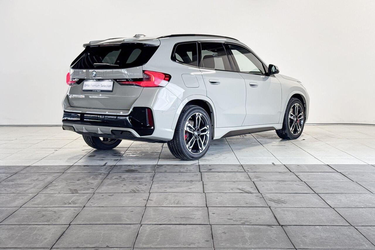 BMW iX1 eDrive20 M Sport Edition Special Request - Beschikbaar vanaf: April 2026