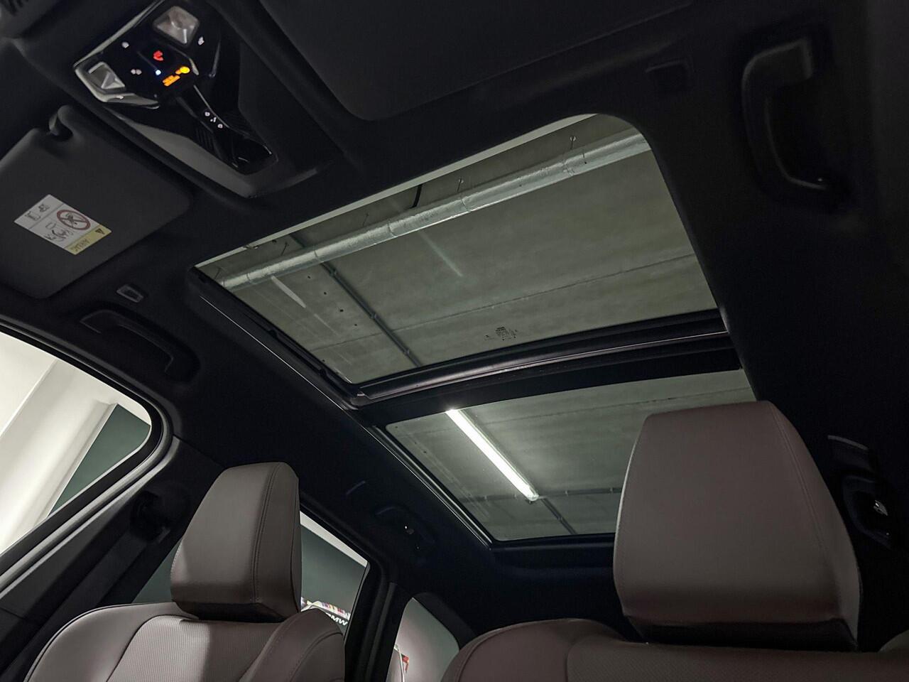 BMW iX1 xDrive30 Launch Edition 67 kWh