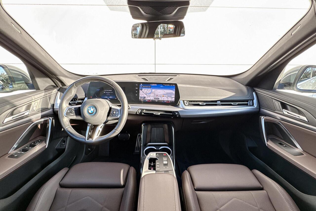 BMW iX1 xDrive30